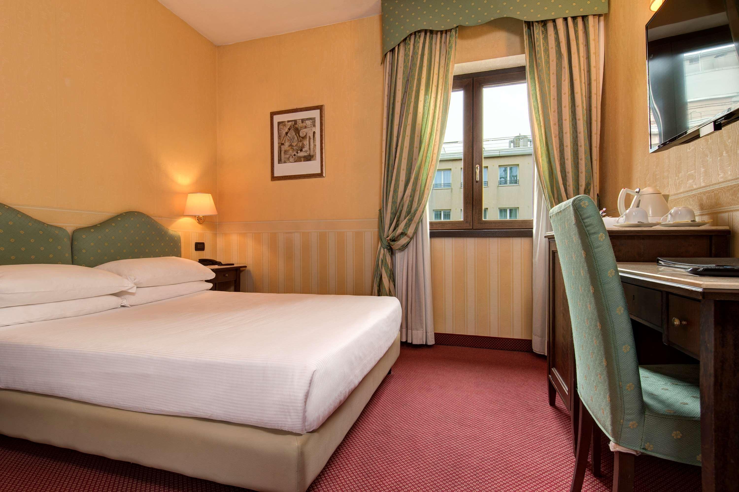 Best Western Hotel Yantai Bagian luar foto