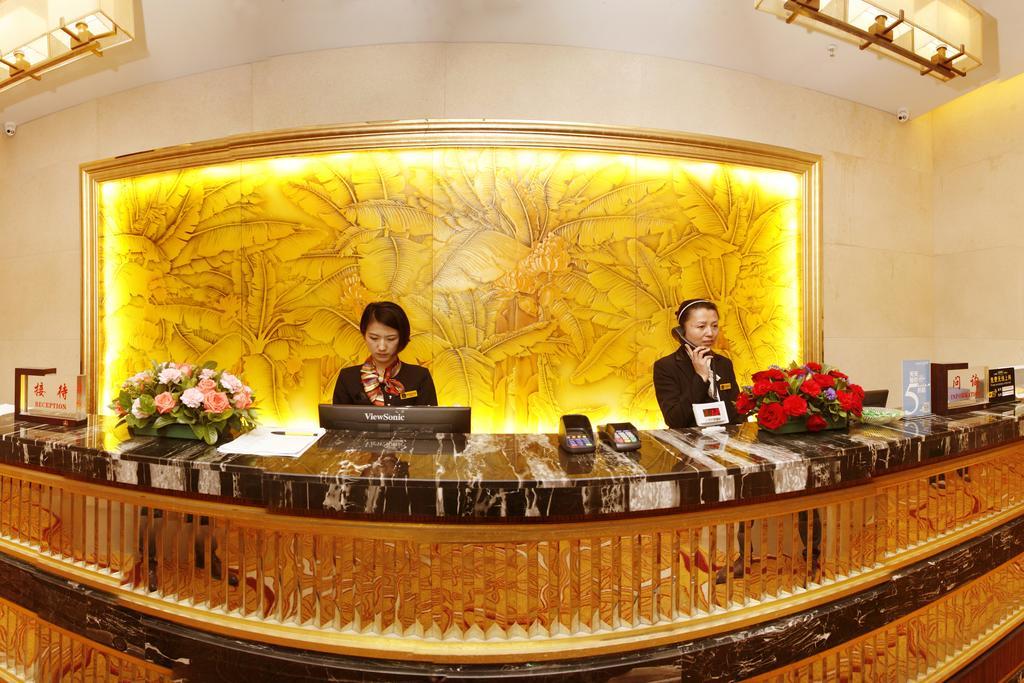 Best Western Hotel Yantai Bagian luar foto
