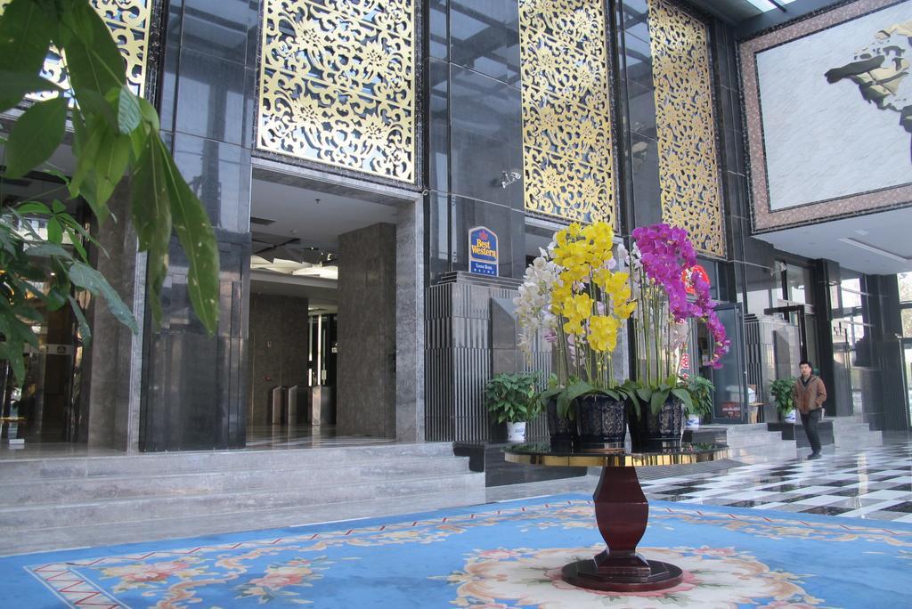 Best Western Hotel Yantai Bagian luar foto